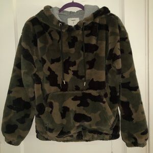 Camo Fluffy Hoodie
